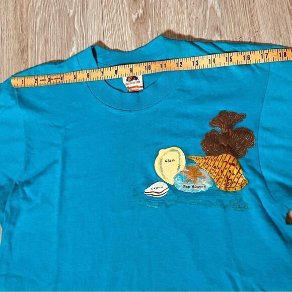 Vtg 90s Fruit of the loom Blue Sea Shells Hand Painted Single Stitch T shirt M - Picture 4 of 8